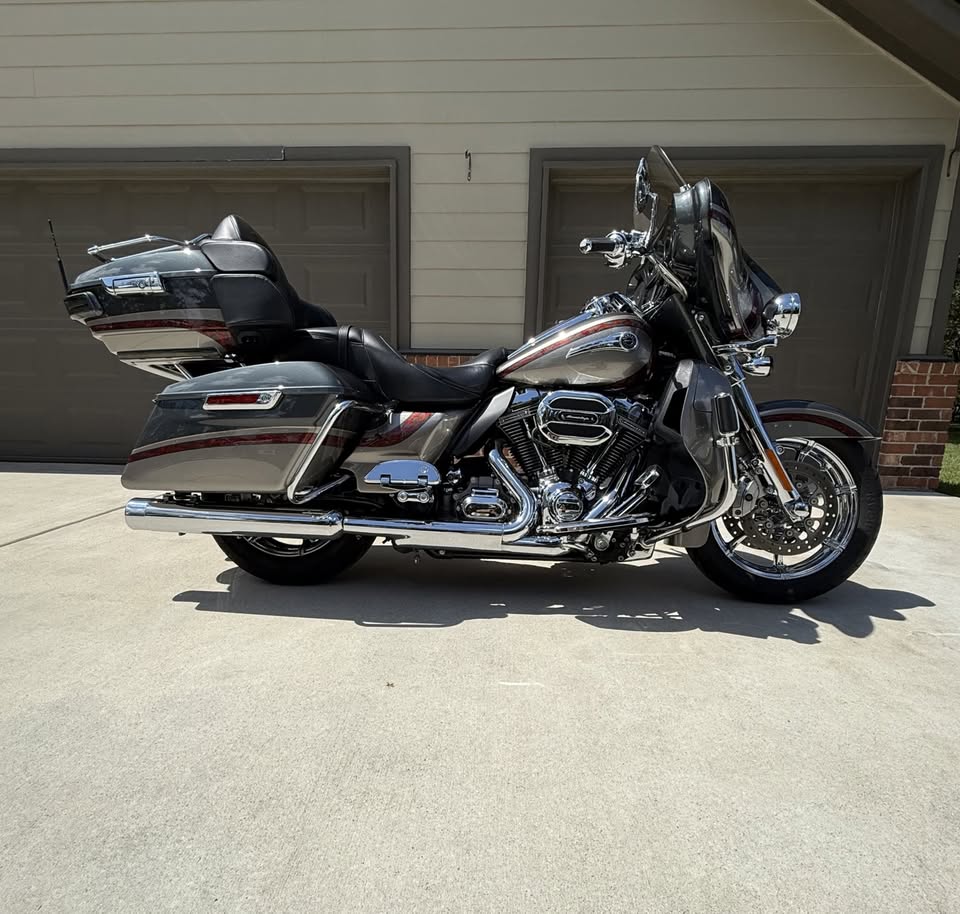2016 Harley Davidson CVO Limited