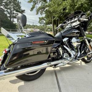 2016-harley-davidson-street-glide-flhx-08_original