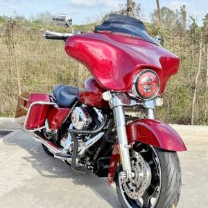 2013-harley-davidson-street-glide-flhx-03_original