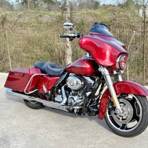 2013-harley-davidson-street-glide-flhx-05_original