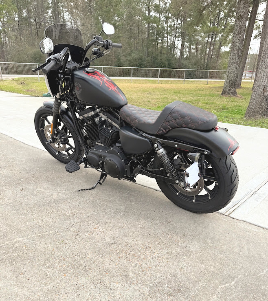 2020 Harley Davidson Sportster 883 Iron