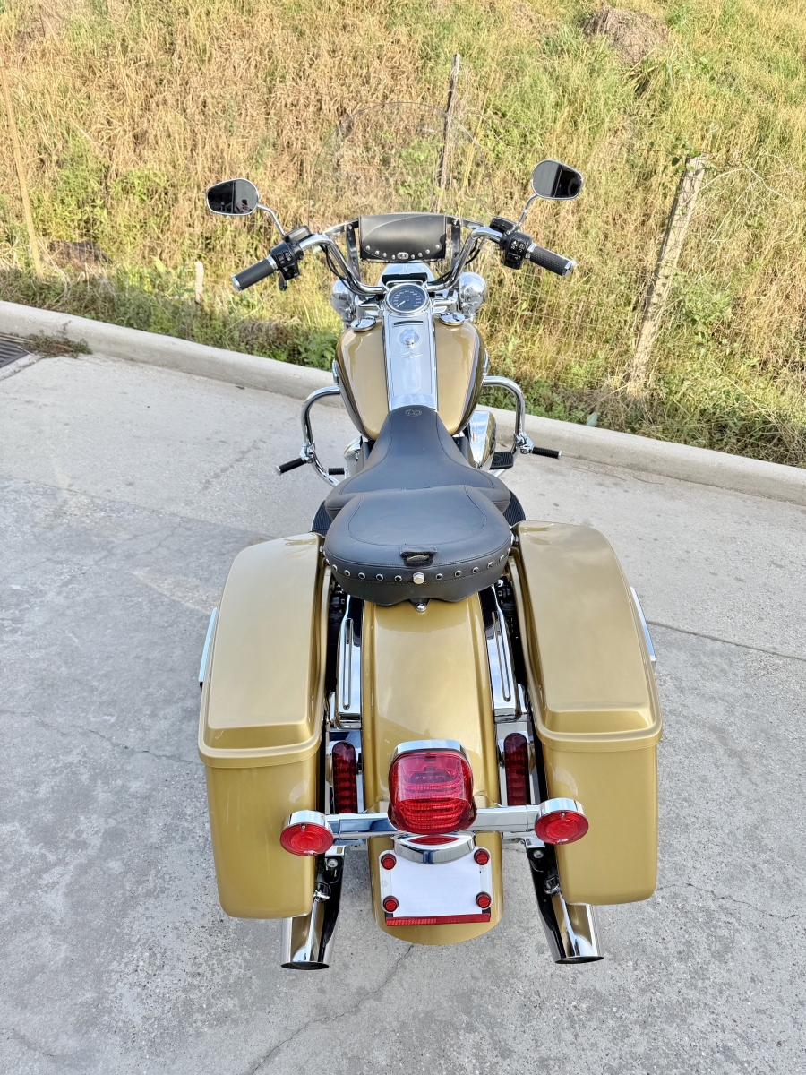 2017 Harley Davidson Road King FLHR