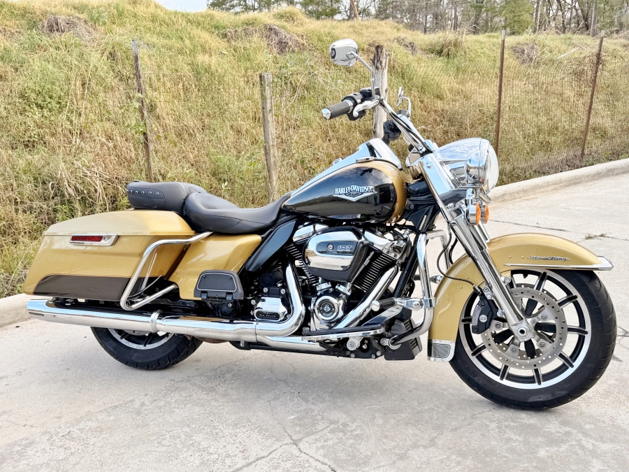 2017 Harley Davidson Road King FLHR