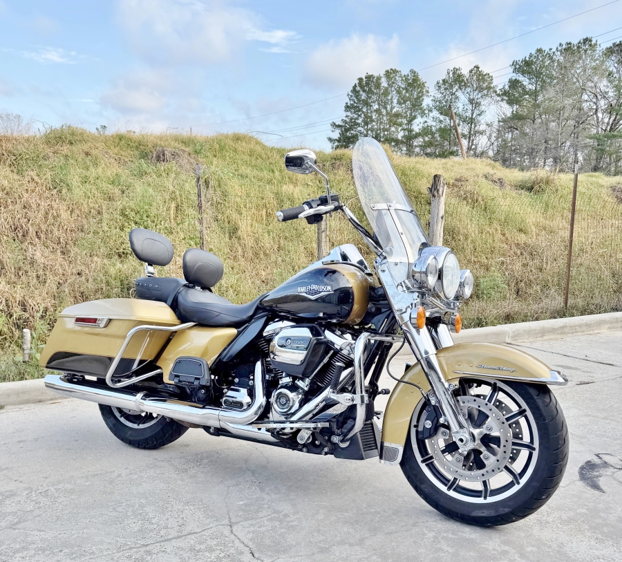 2017 Harley Davidson Road King FLHR
