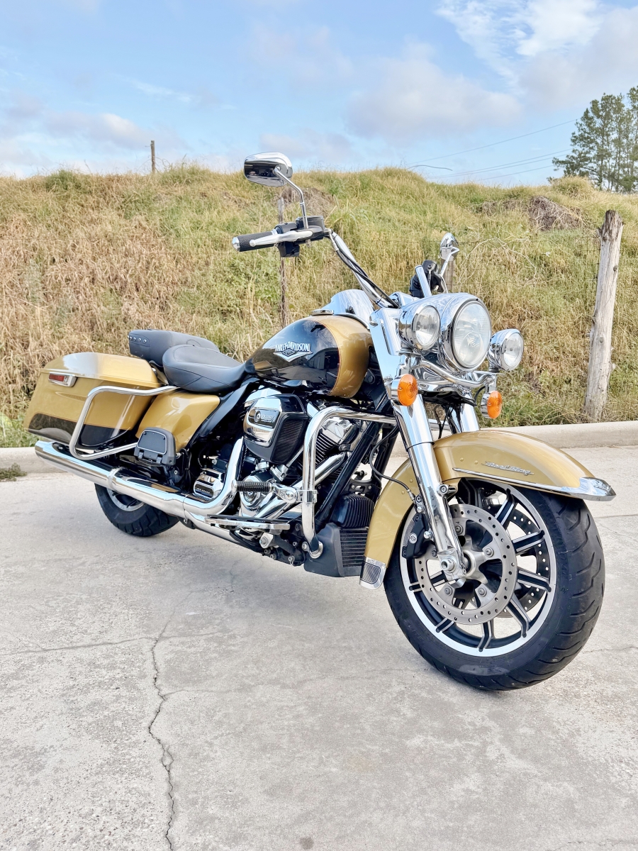 2017 Harley Davidson Road King FLHR
