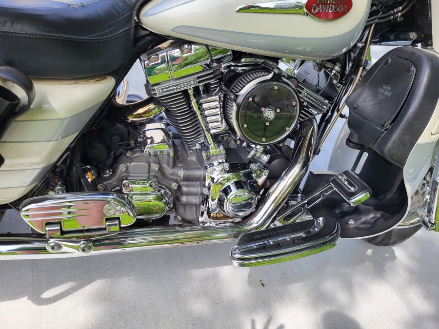 2008 Harley Davidson Screamin’ Eagle Ultra Classic FLHTCUSE3