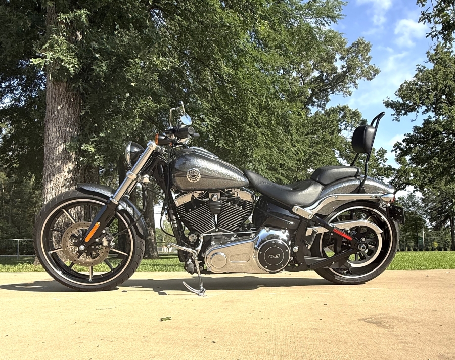 2014 Harley Davidson Softail Breakout Hard Candy Custom FXSB103