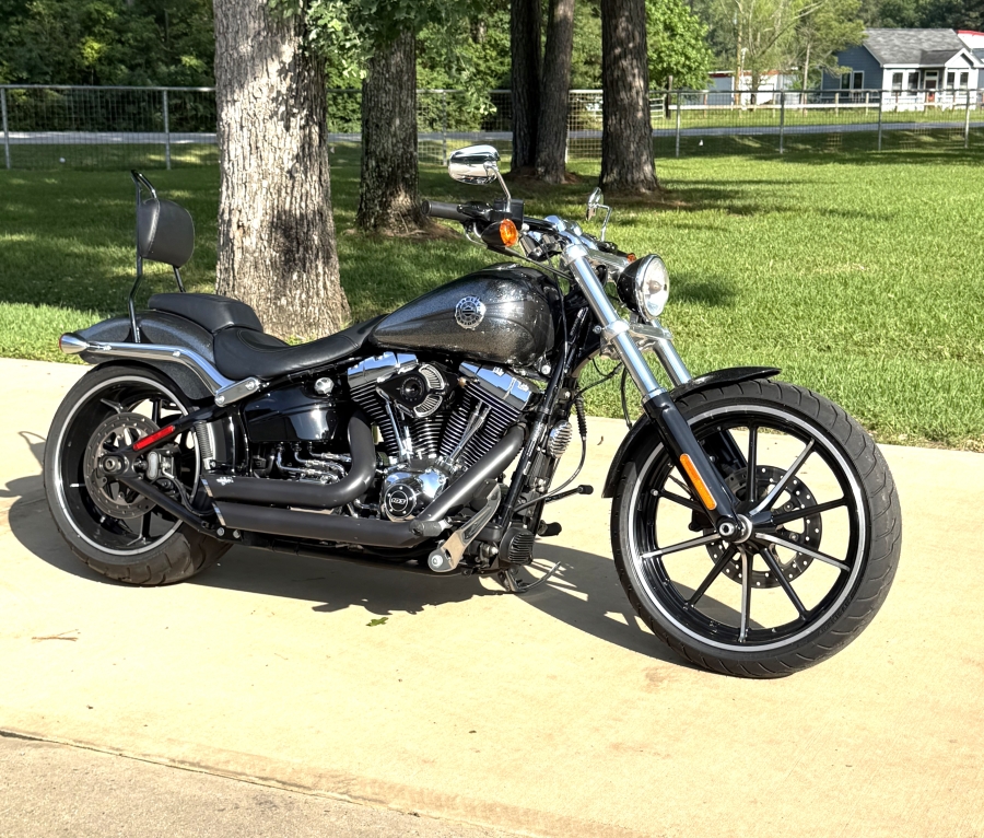 2014 Harley Davidson Softail Breakout Hard Candy Custom FXSB103