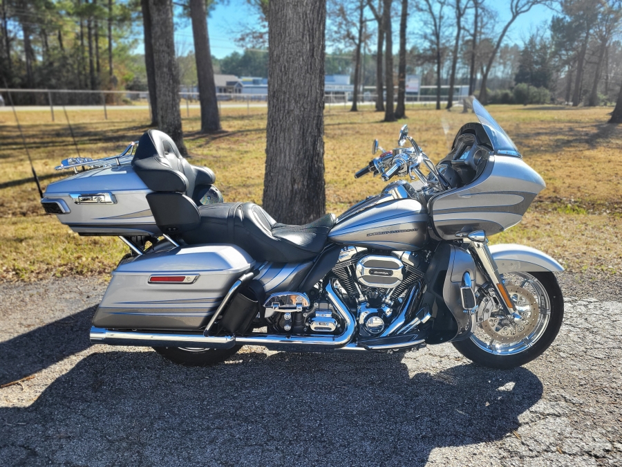 2016 cvo road 2024 glide ultra